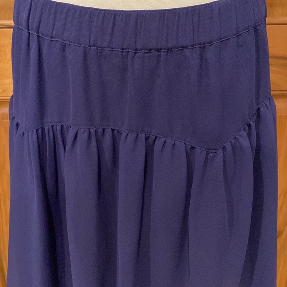 BCBGeneration - Short Purple Chiffon Flowy Mini Skirt with Pockets! EUC - M - Picture 2 of 8
